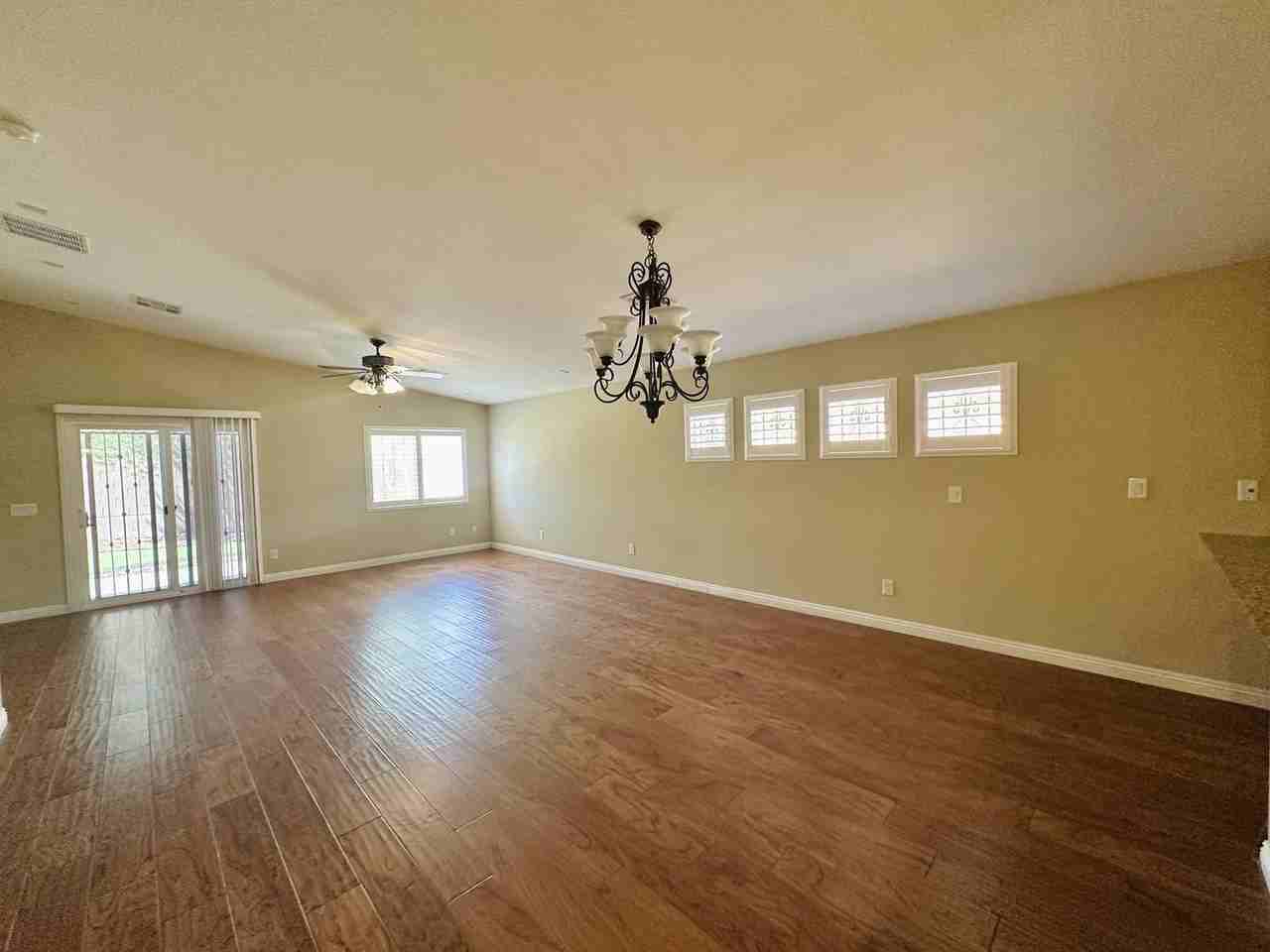 4585 Grindle Point St - Photo 4 of 27