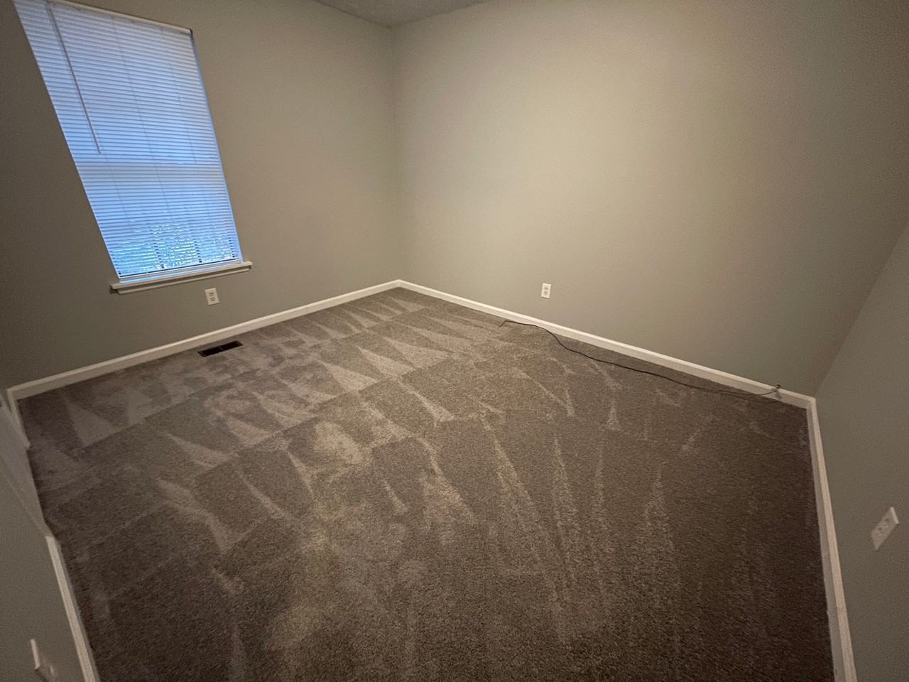 8614 Cedar Creek Rdg - Photo 3 of 15