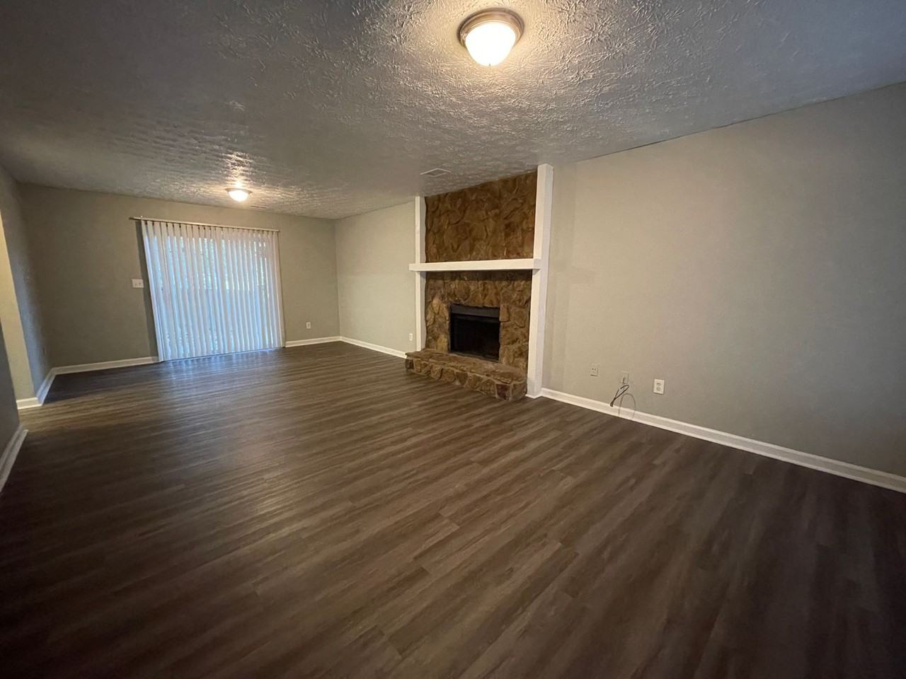 8614 Cedar Creek Rdg - Photo 5 of 15