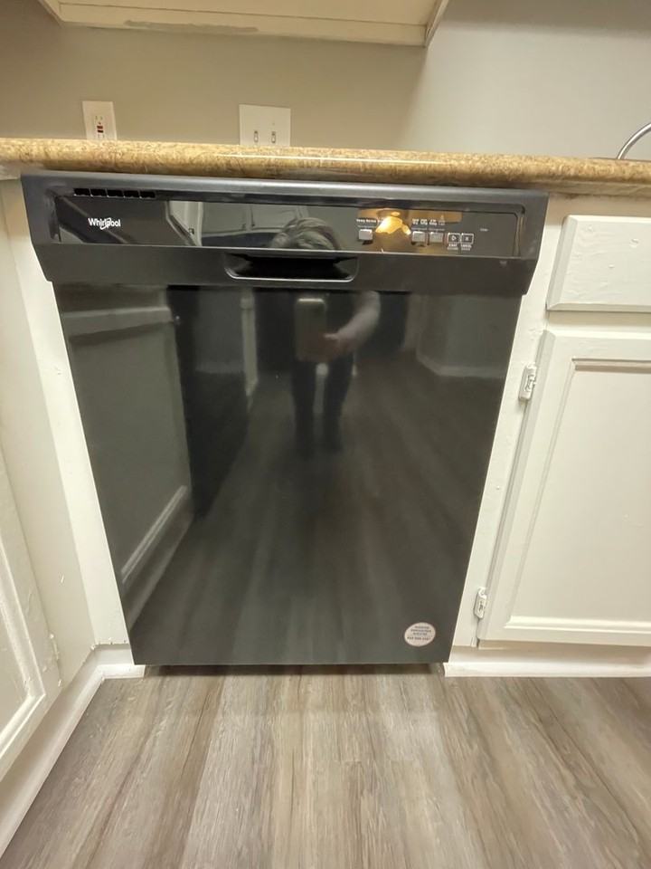 8614 Cedar Creek Rdg - Photo 7 of 15