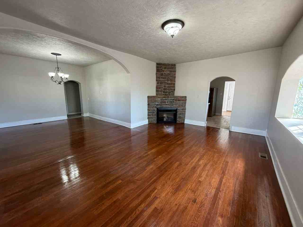 1615 Lenmar Dr - Photo 2 of 28