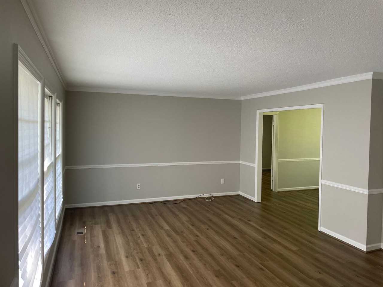 133 Memory Ct - Photo 2 of 27