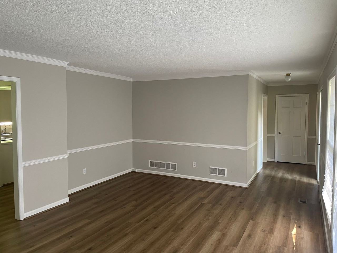 133 Memory Ct - Photo 5 of 27