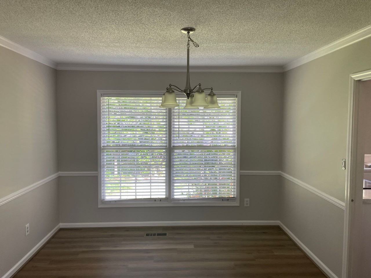 133 Memory Ct - Photo 7 of 27