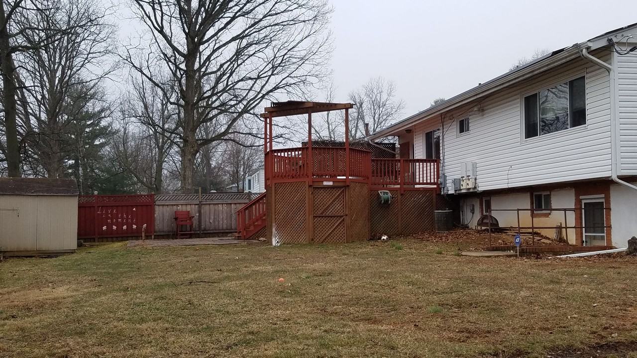 14231 Clayton St - Photo 3 of 32