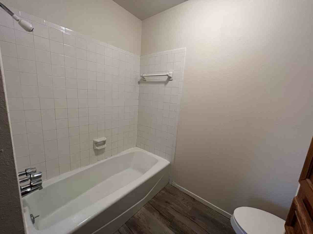 8001 Weehunt Ct - Photo 7 of 17