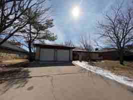 featured image of 8001 Weehunt Ct