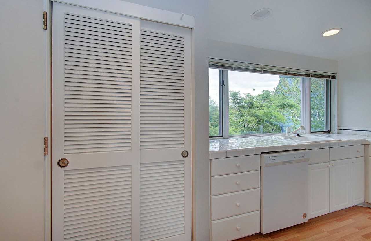 124 N Hayden Bay Dr - Photo 4 of 35