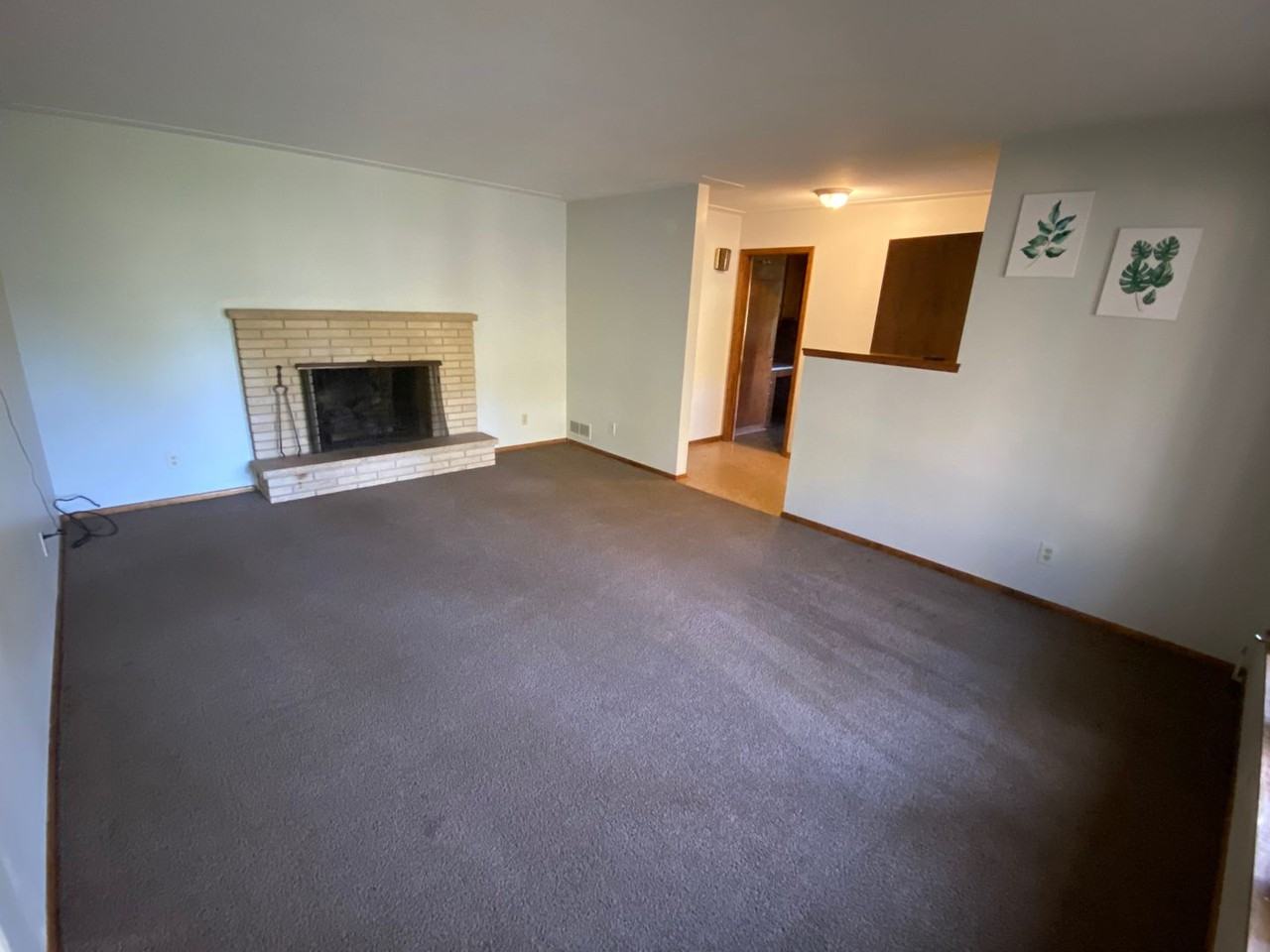 2208 Hendry Pl - Photo 2 of 4