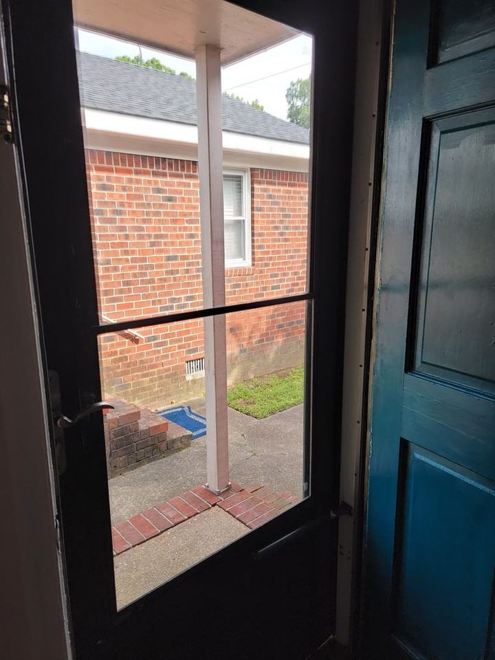 1329 E Balview Ave - Photo 5 of 34