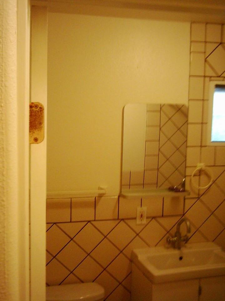 1154 Cedar Ave #A - Photo 3 of 3