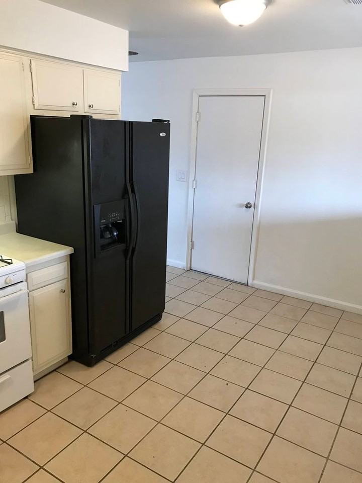 2600 19th St Nw - Photo 3 of 17