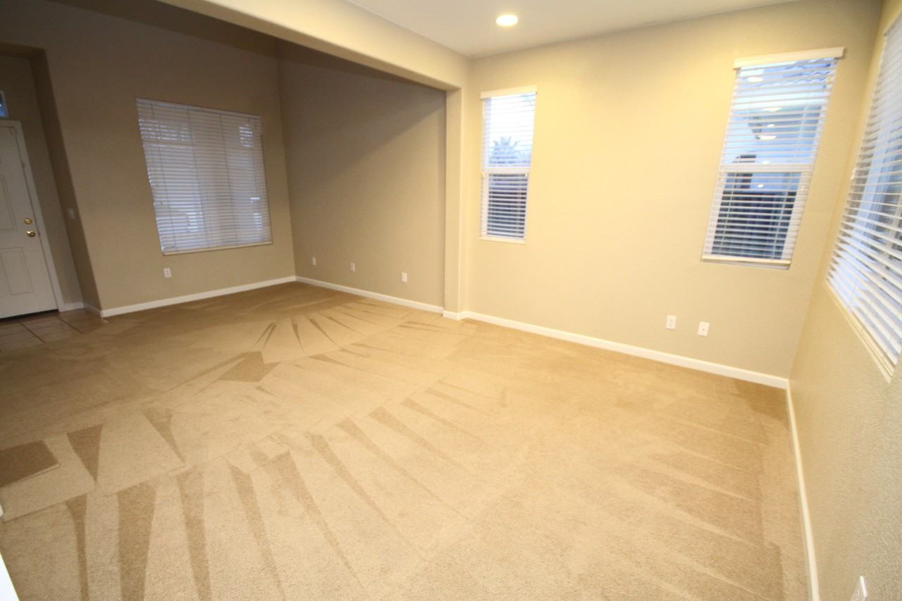 5819 Witt Ct - Photo 2 of 10