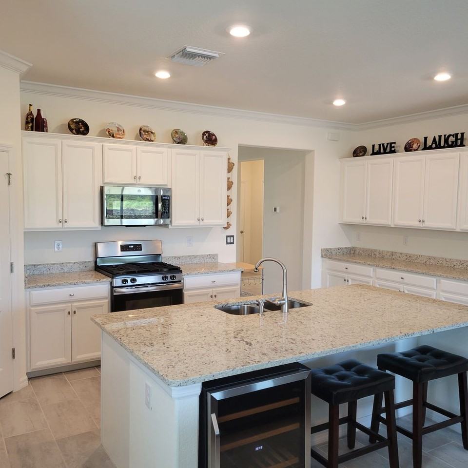 17335 Blue Ridge Pl - Photo 4 of 39