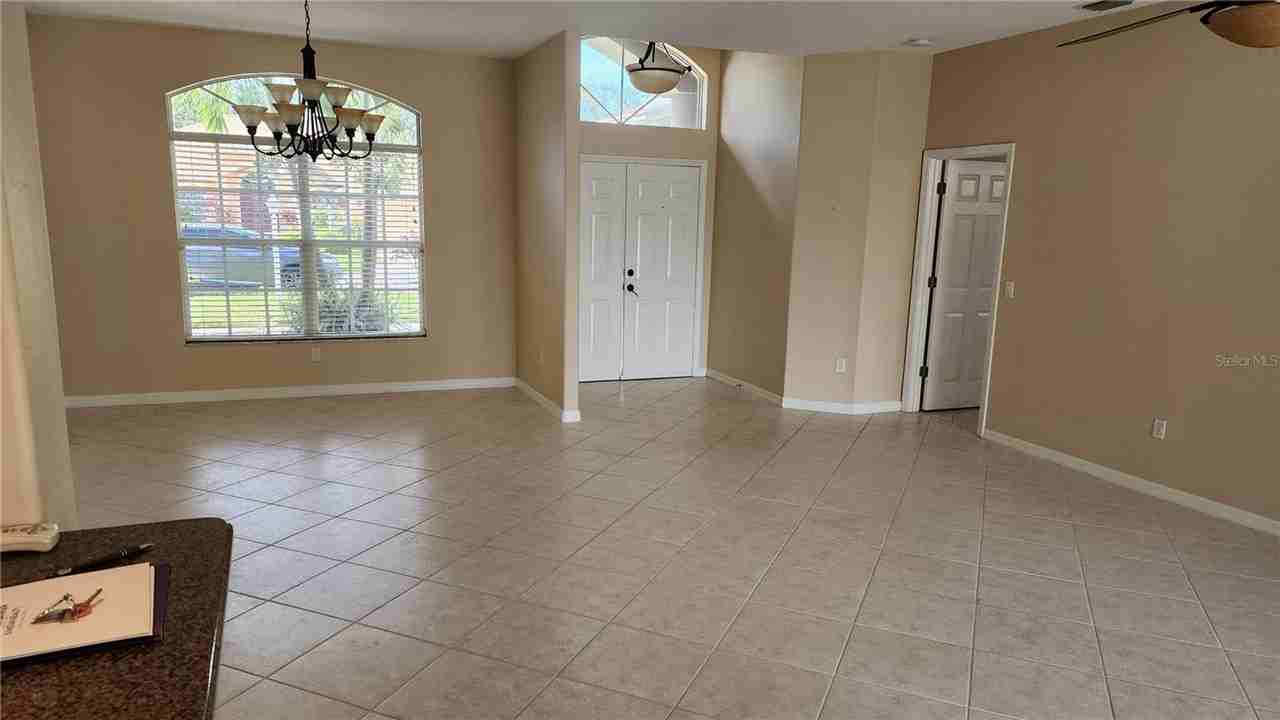 7319 38th Ct E - Photo 3 of 32