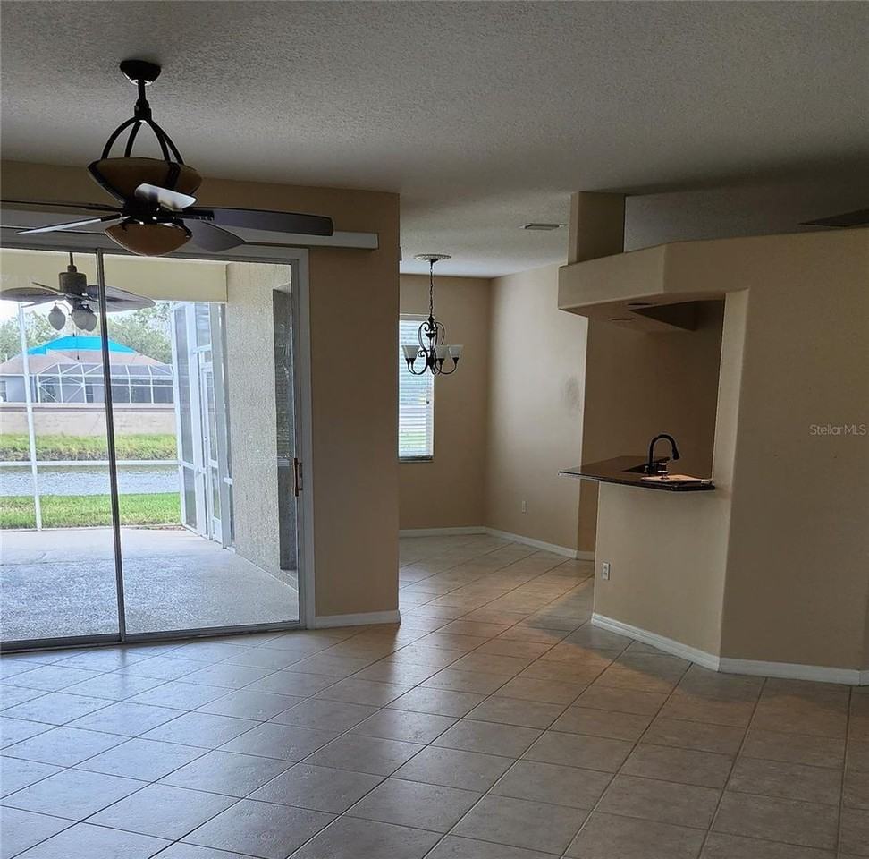 7319 38th Ct E - Photo 7 of 32