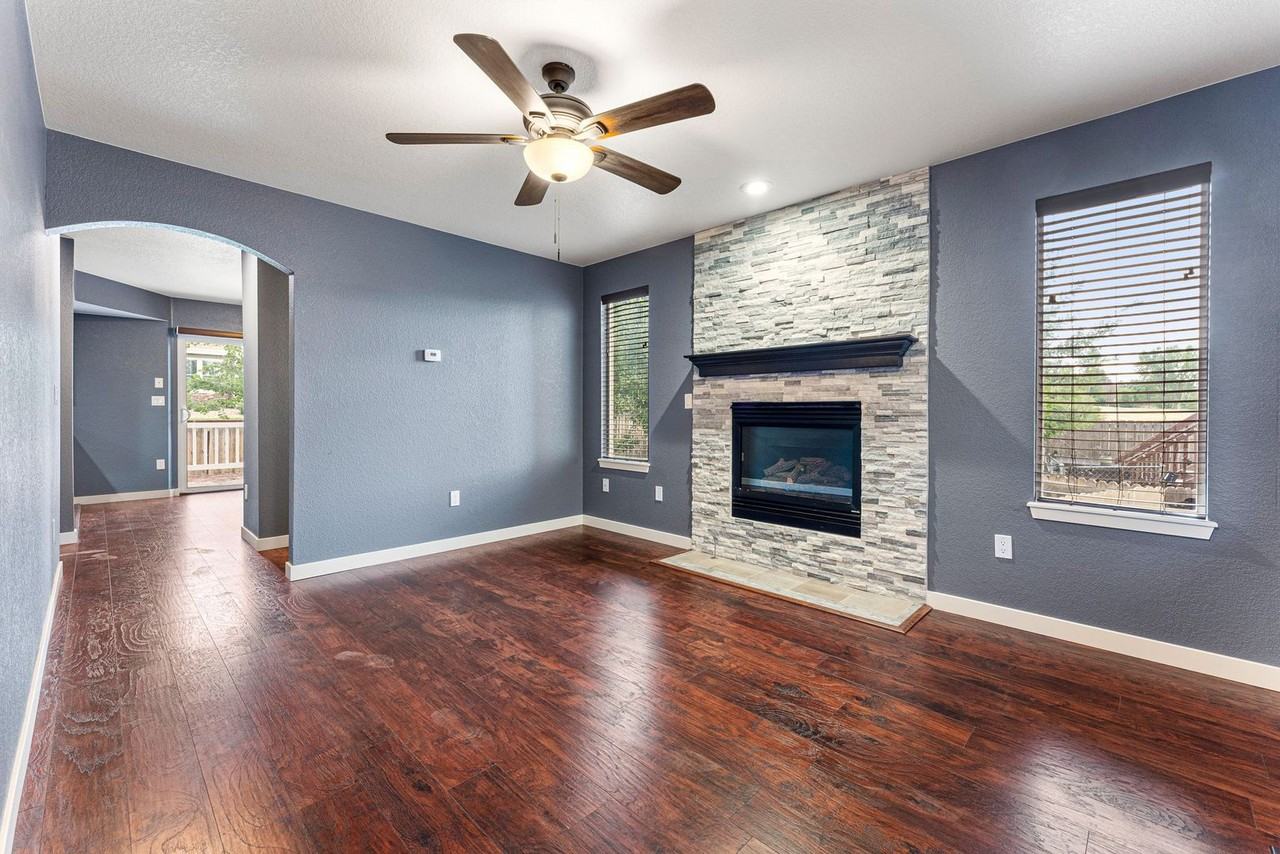 9593 E Louisiana Pl - Photo 3 of 18