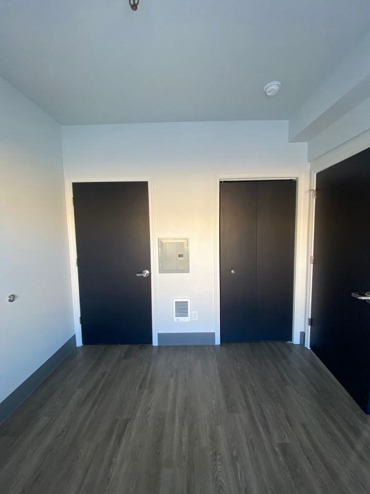 151 N Williams Ave #110 - Photo 4 of 7
