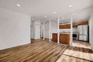 featured image of 365 Fairway S