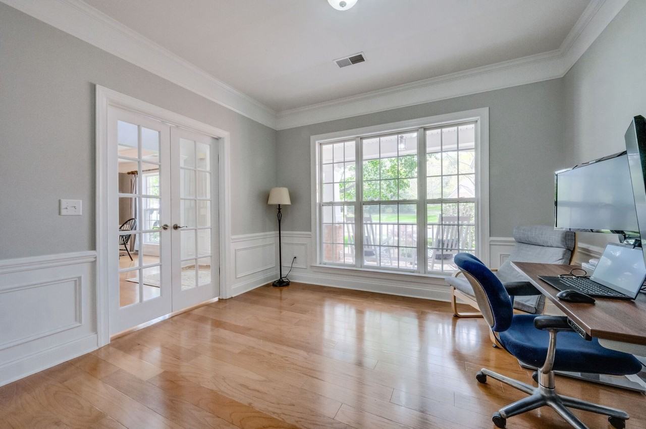 2005 Daylily Dr - Photo 6 of 47