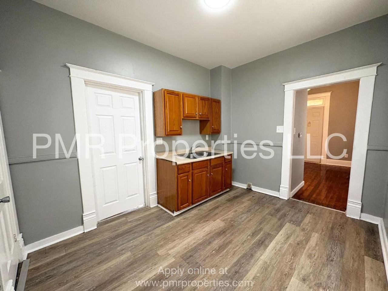 1516 Michel St - Photo 2 of 11