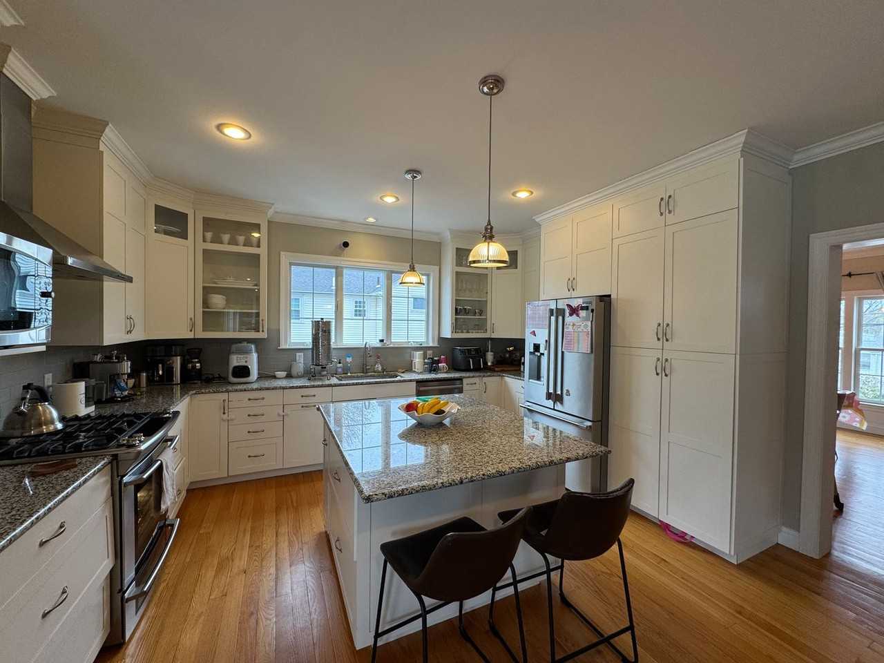 43 Canterbury Rd - Photo 4 of 50