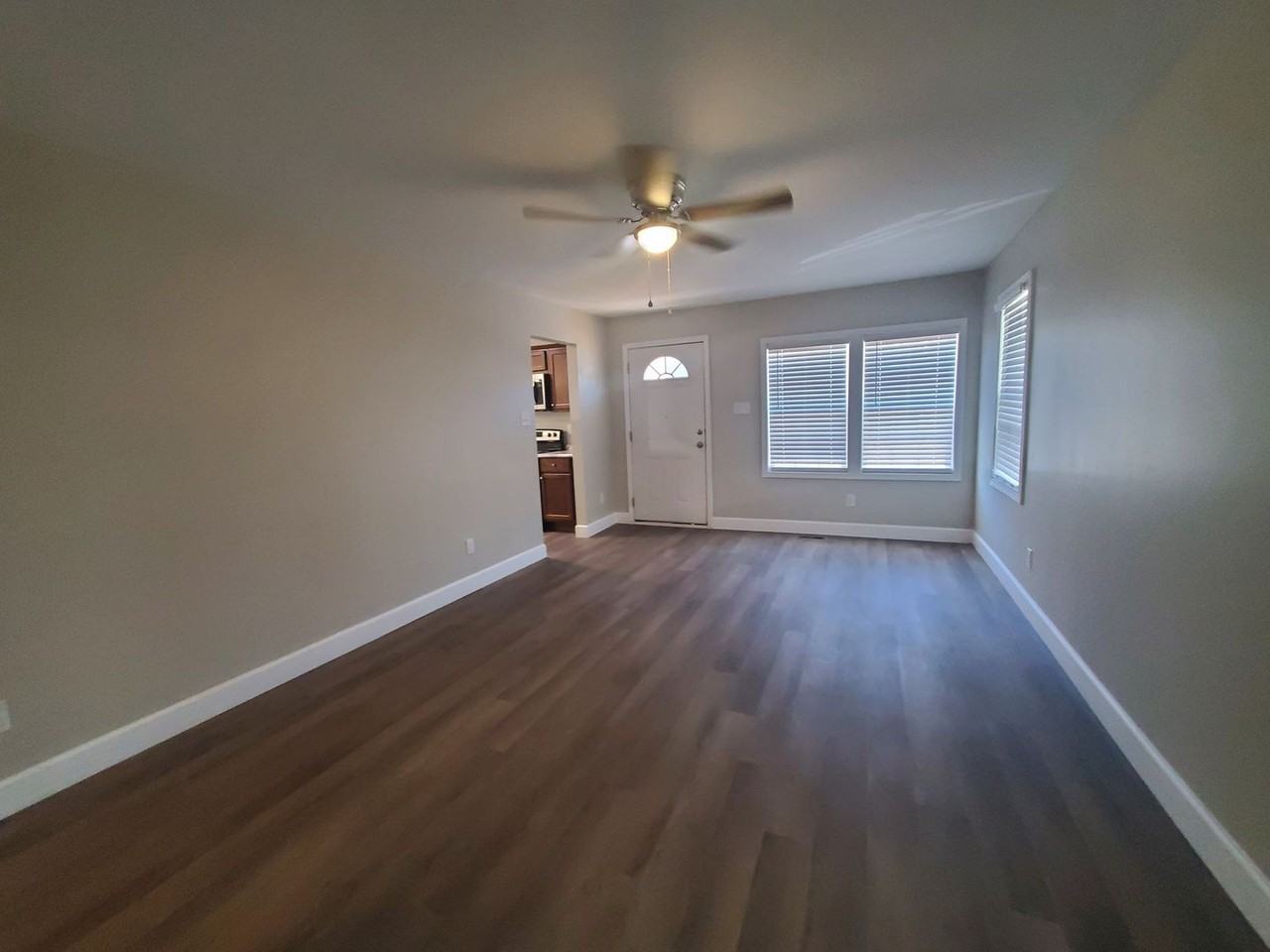 1208 Hillsboro St - Photo 2 of 20