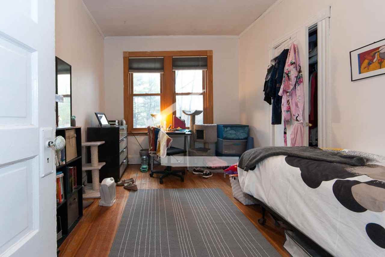 8 Colliston Rd - Photo 2 of 10