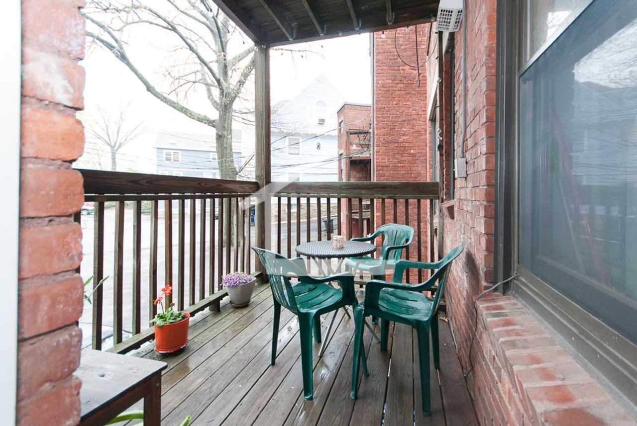 8 Colliston Rd - Photo 5 of 10