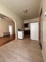 featured image of 202 N Lincoln St