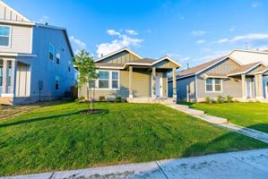 featured image of 240 Sambre St