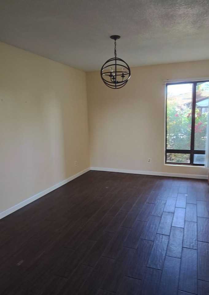 1607 Jade Ct - Photo 2 of 11