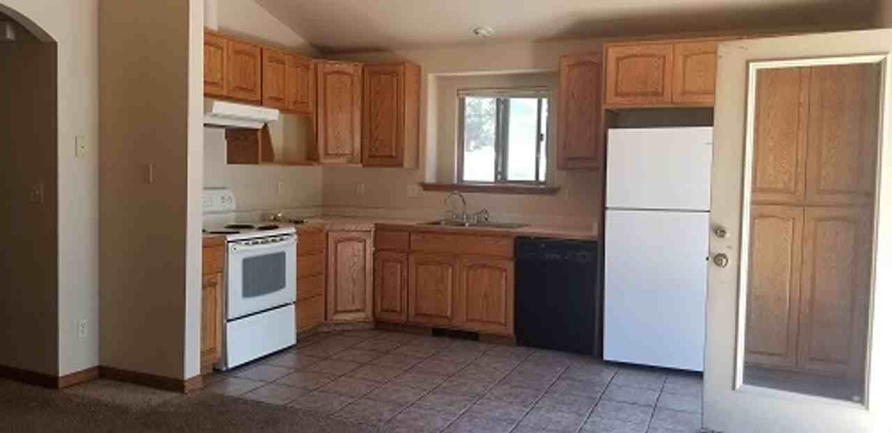 630 S Washington Ave - Photo 3 of 8