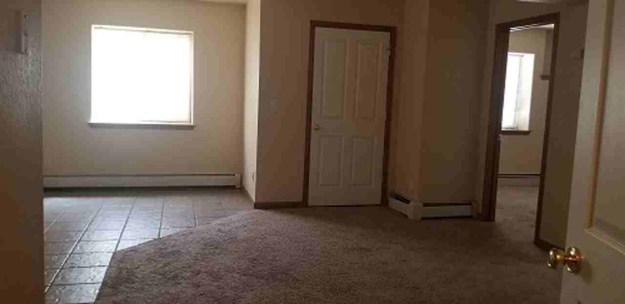 630 S Washington Ave - Photo 7 of 8