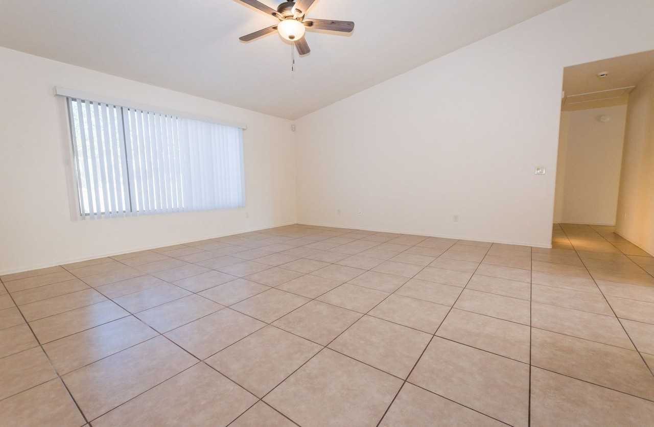 3750 Plaza Espuela - Photo 5 of 43