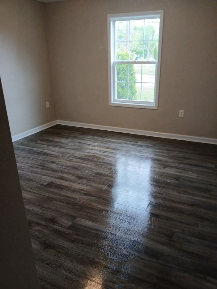 101 Clark Ave - Photo 5 of 6