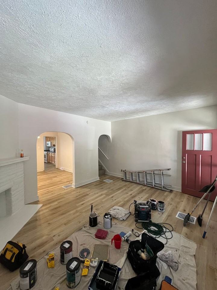 932 Mckinley Ter - Photo 3 of 27