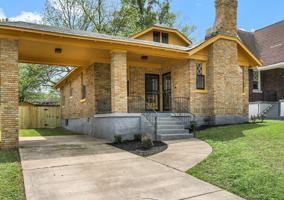 featured image of 1851 Kendale Ave