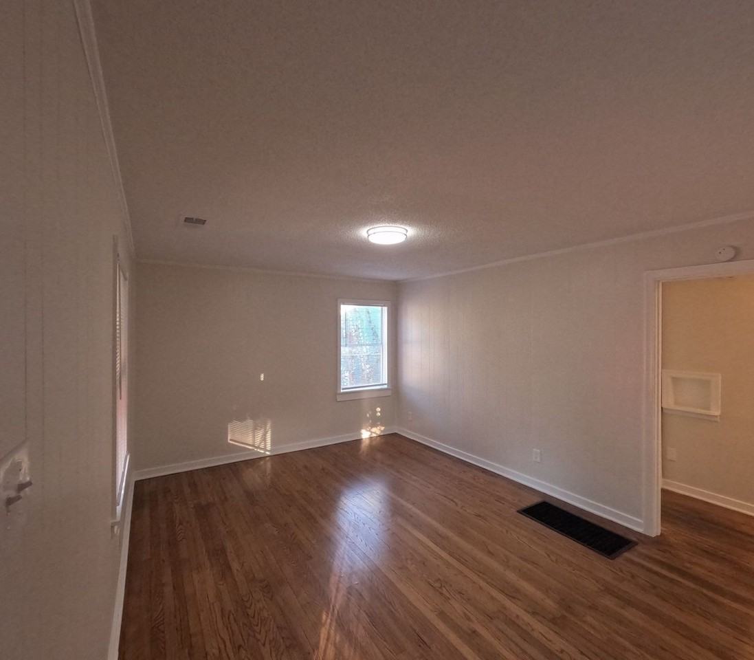 3068 Coleman Ave - Photo 5 of 21