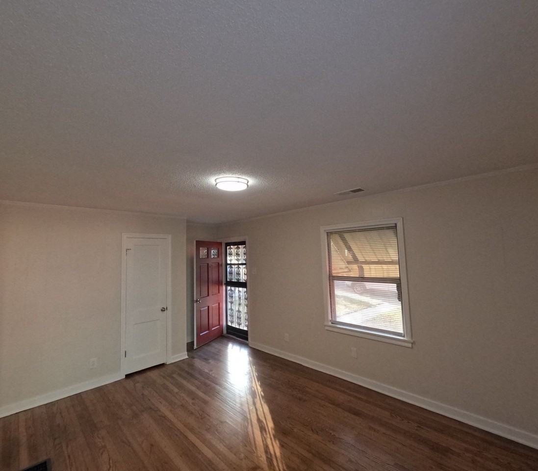 3068 Coleman Ave - Photo 6 of 21