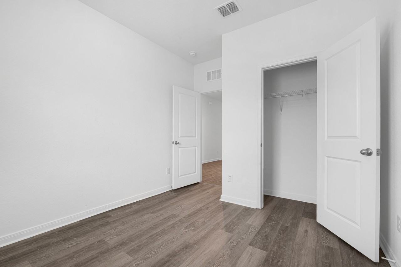 14303 Gunsight Pass - Photo 4 of 19