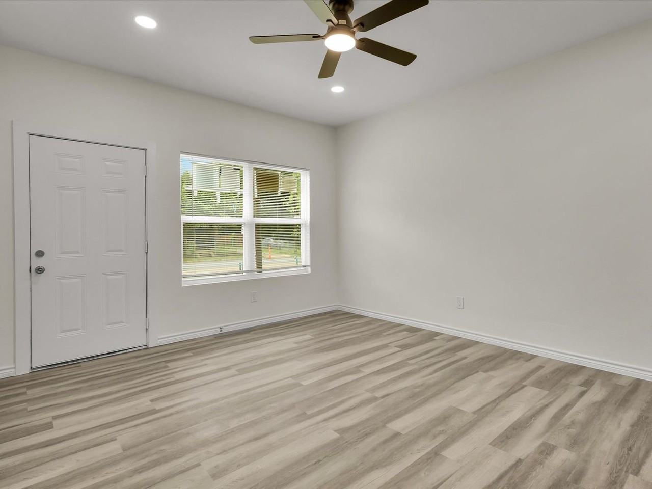 3526 Elsie Faye Heggins St - Photo 4 of 19