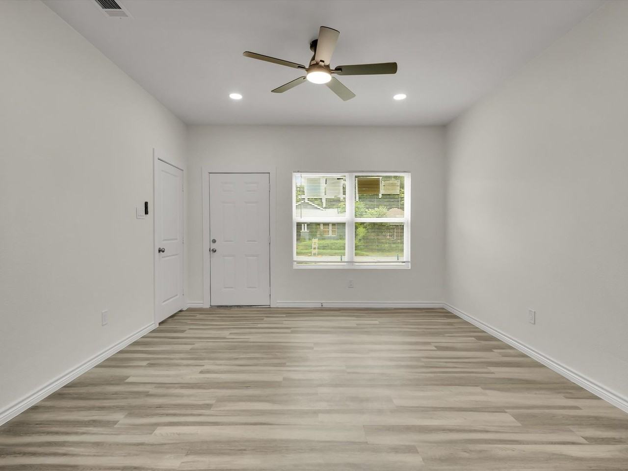 3526 Elsie Faye Heggins St - Photo 5 of 19