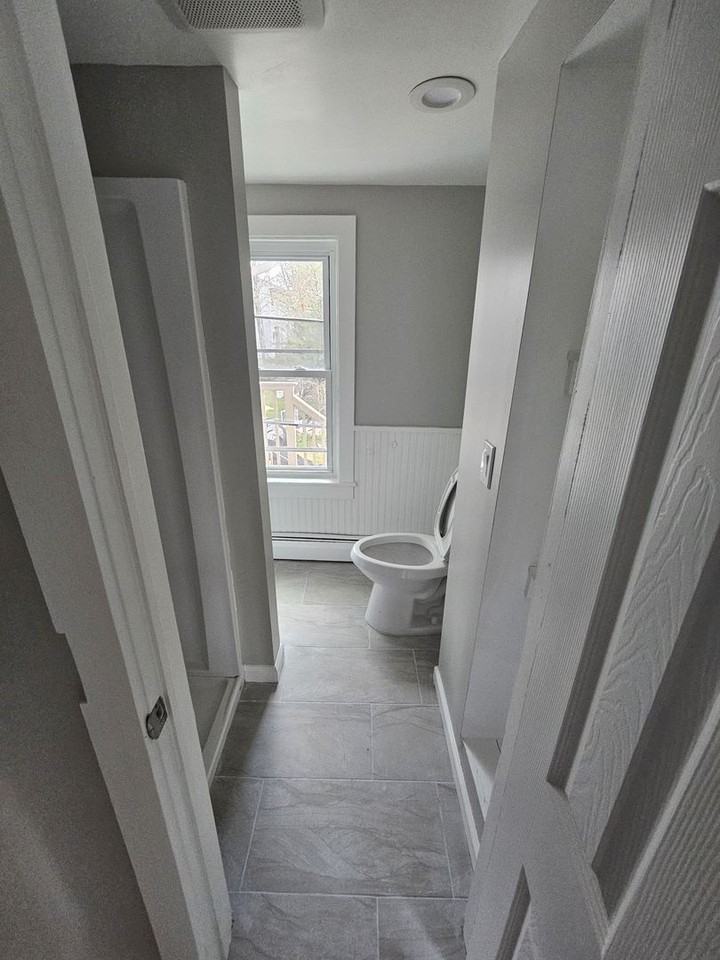 101 Culvert St - Photo 7 of 10