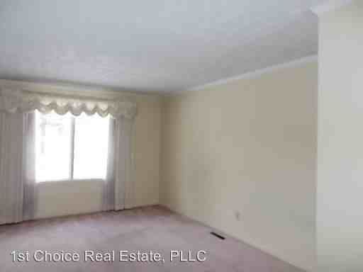 1732 Vassar Dr - Photo 2 of 15