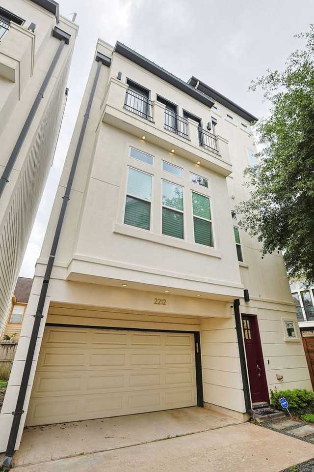 2212 Stuart St - Photo 2 of 37