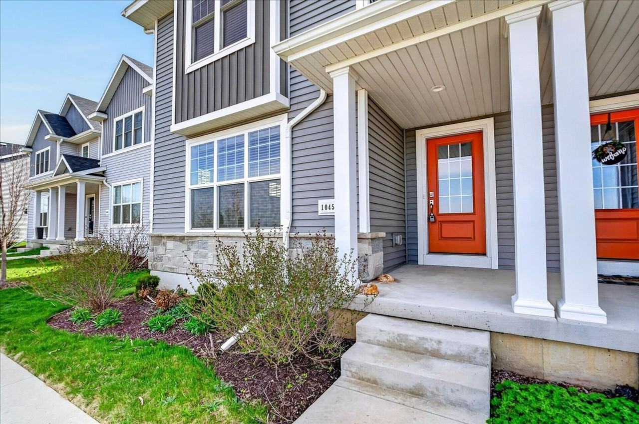 1045 Range Trl - Photo 3 of 40