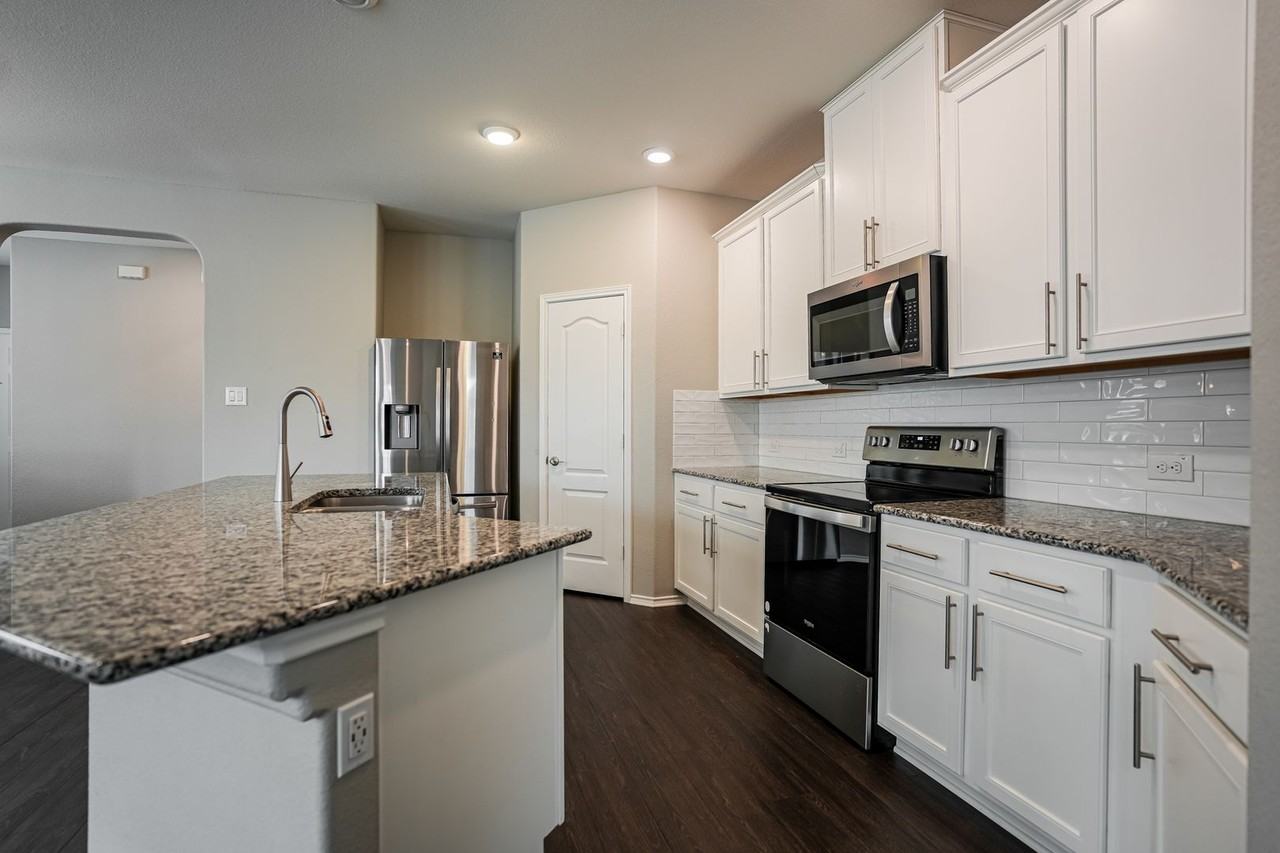 17313 Crazy Arm Rd - Photo 6 of 21