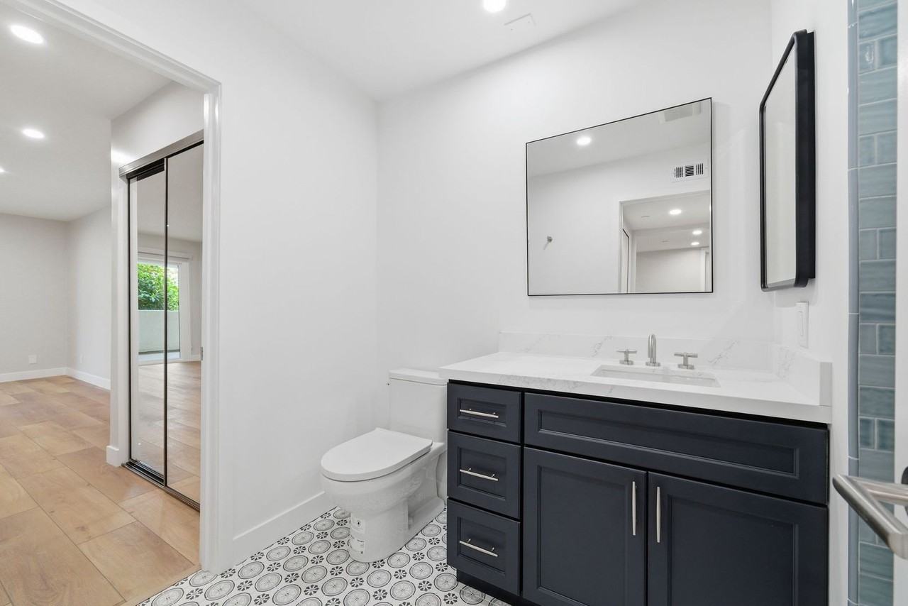 240 Nice Ln - Photo 5 of 28