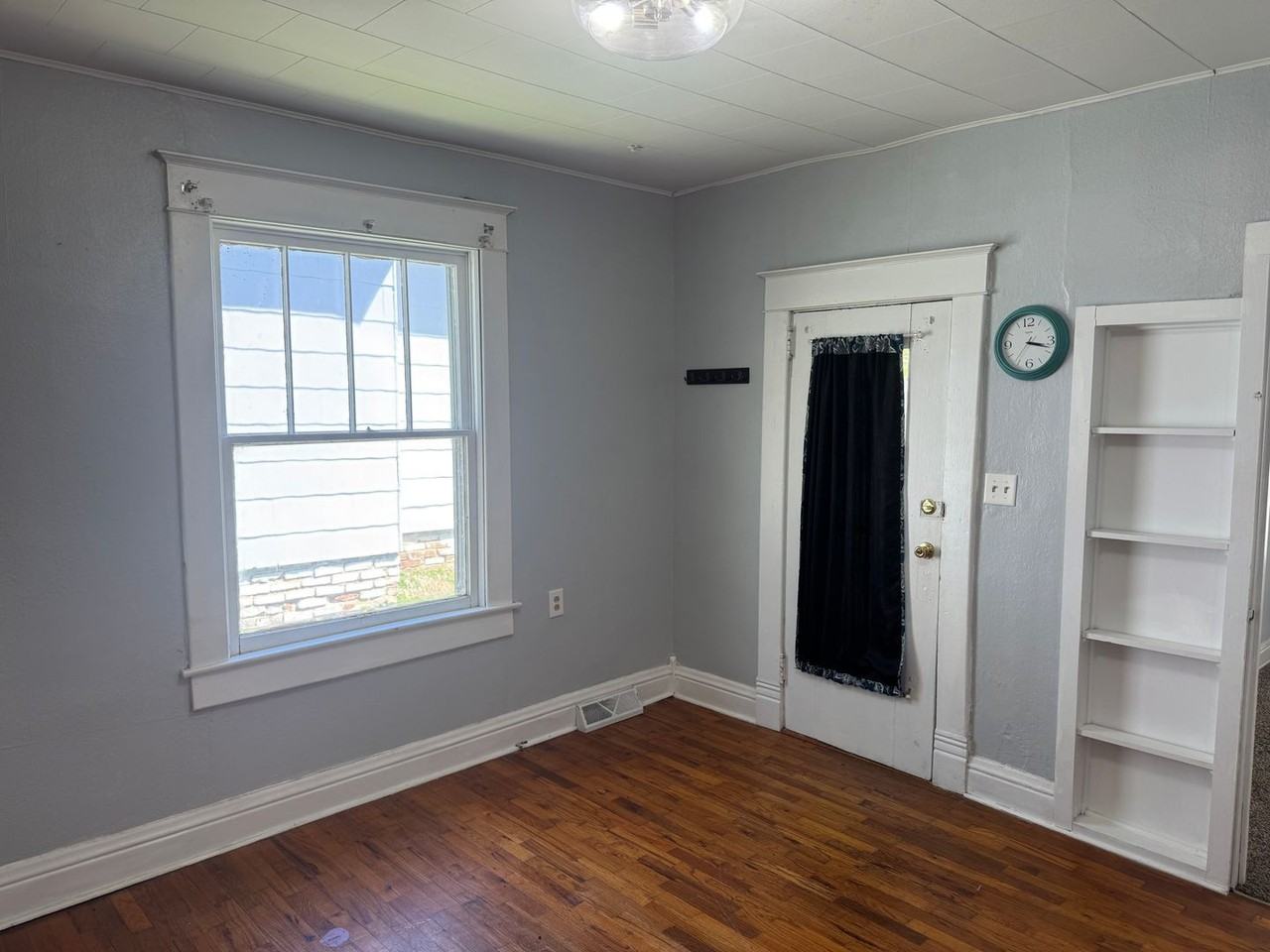 3015 Edmond St - Photo 3 of 14